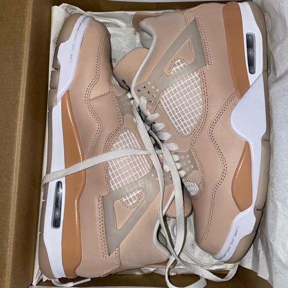Nike retro 4 worn once